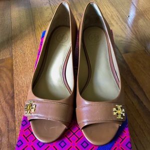 Tory Burch Kira Open-Toe Wedge